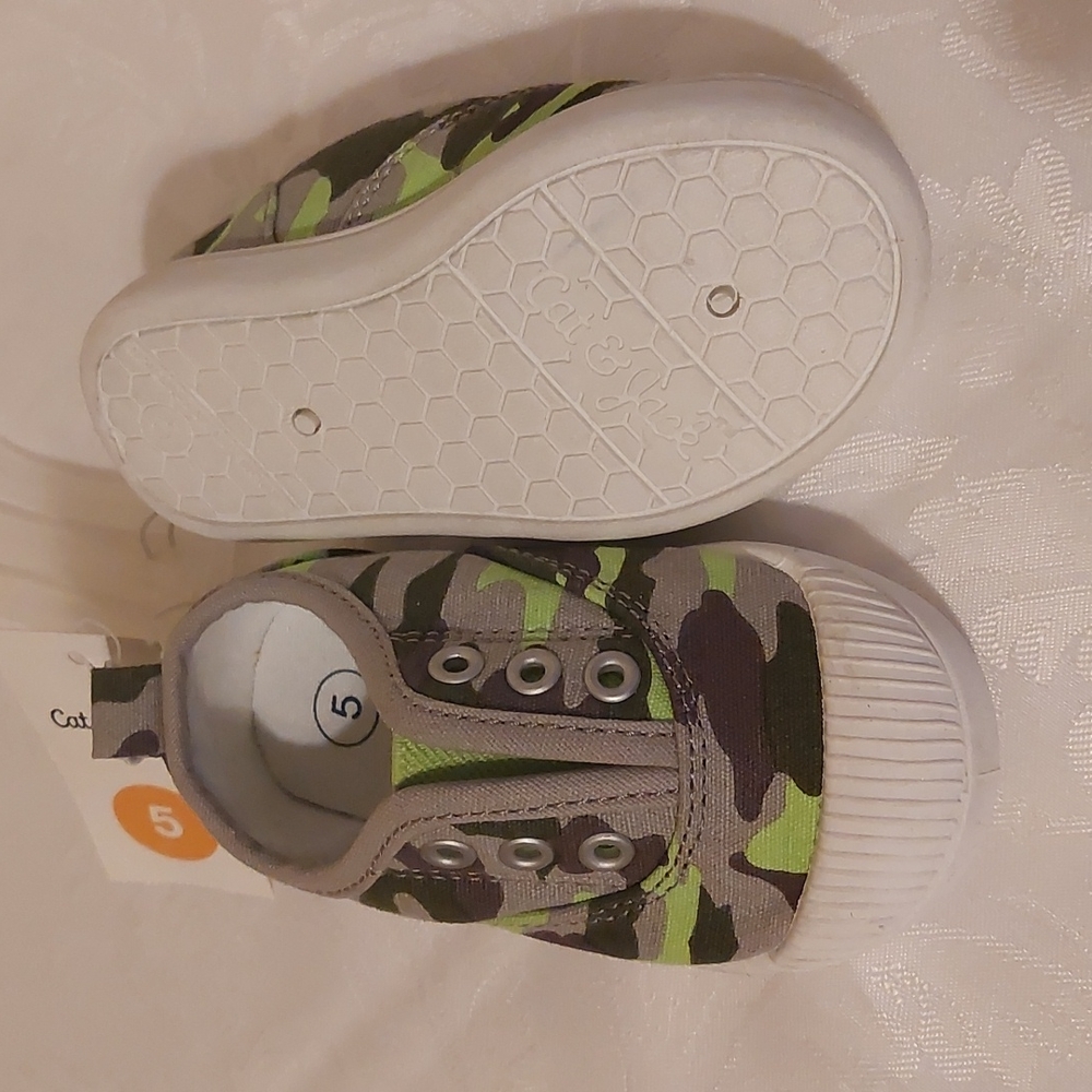 Toddlers sneakers